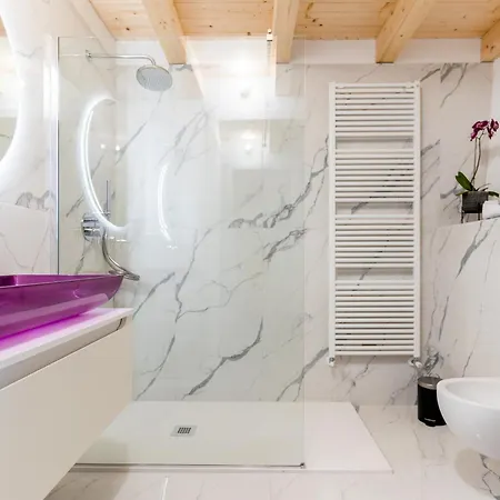 Palazzo San Zeno Διαμέρισμα *