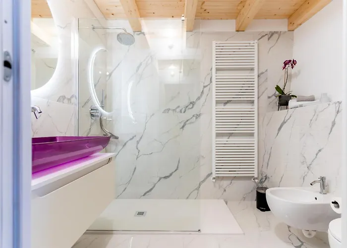 Palazzo San Zeno Διαμέρισμα *